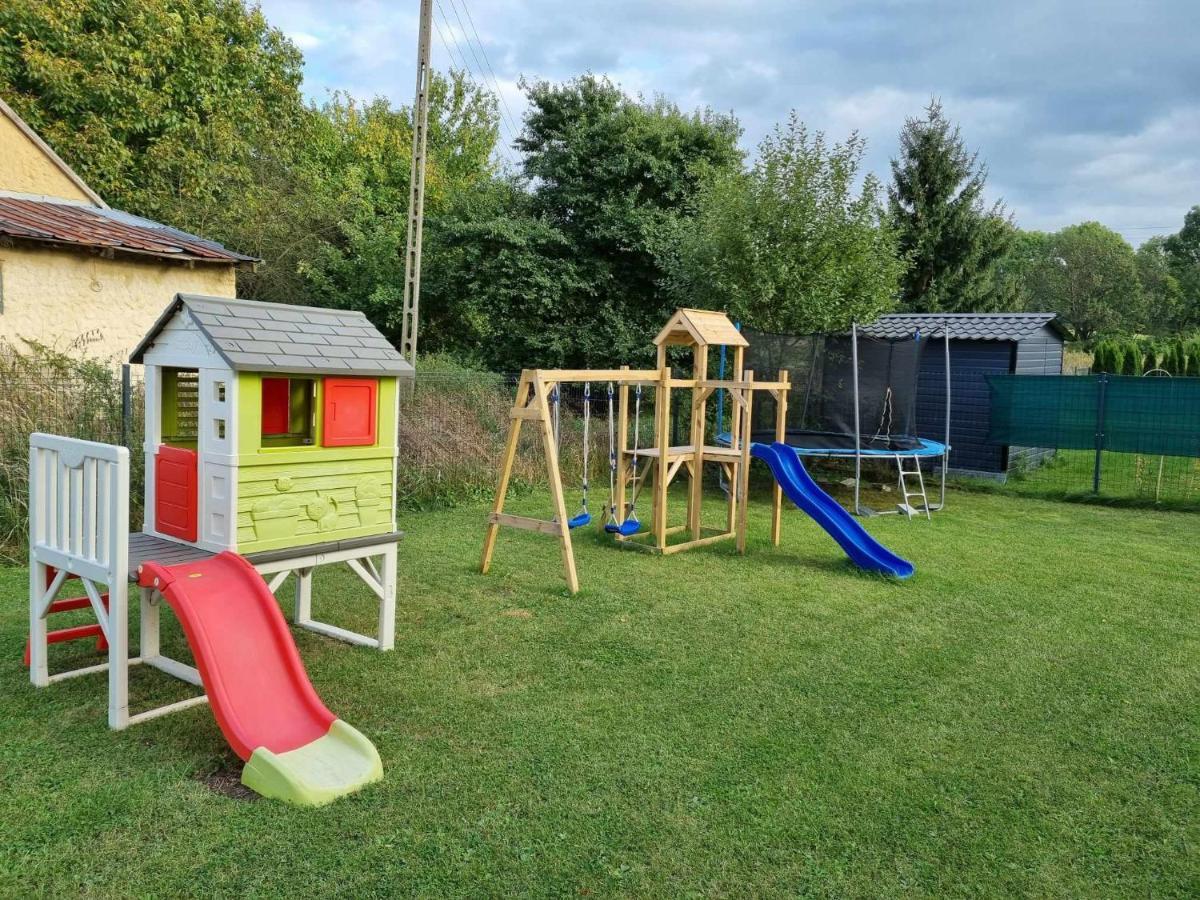 Domek Pod Swierkami -Apartament Swierkowy IV Kudowa-Zdrój Buitenkant foto